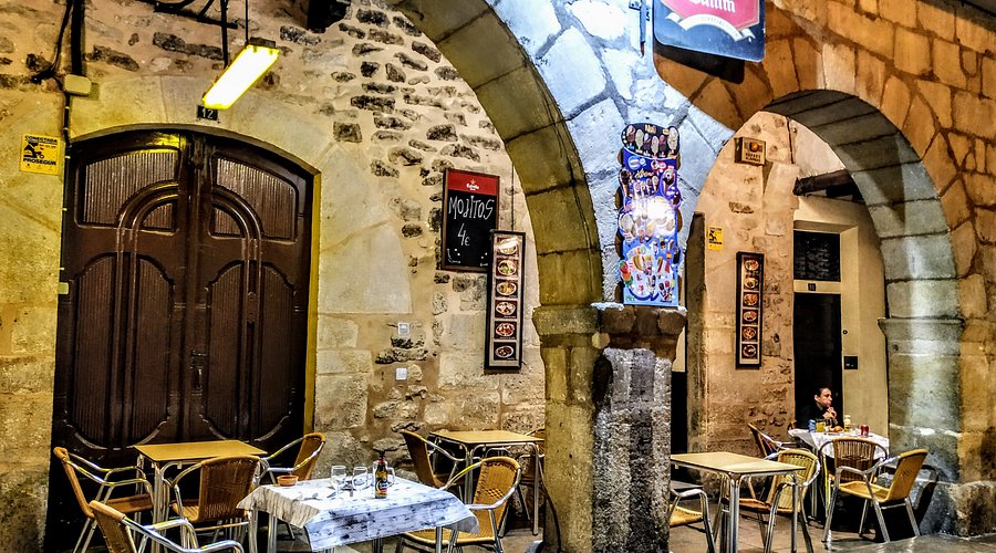Monastère de Sant Feliu de Guíxols taverne Valderrobres